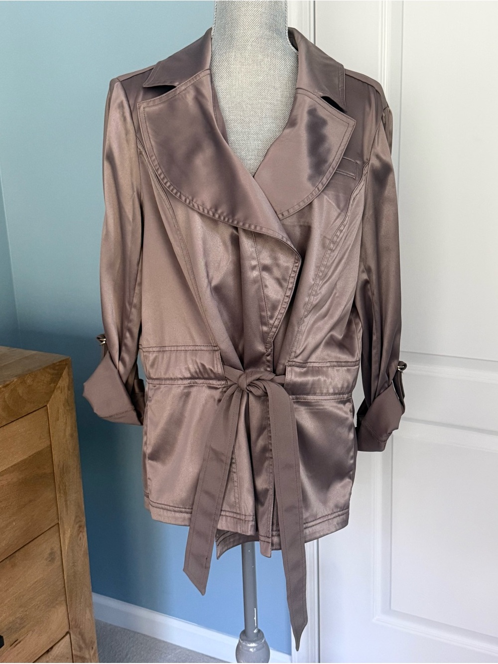 NWT White House Black Market Soft Taupe Jacket, Sz 16